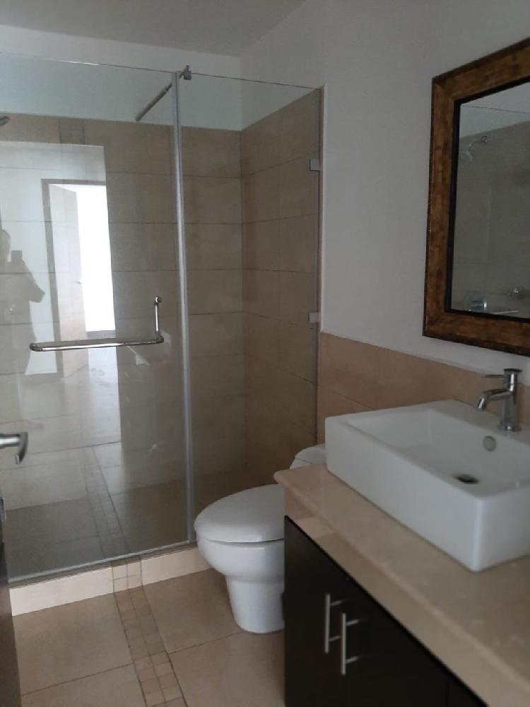 APARTAMENTO EN RENTA, ZONA 14 — foto 8