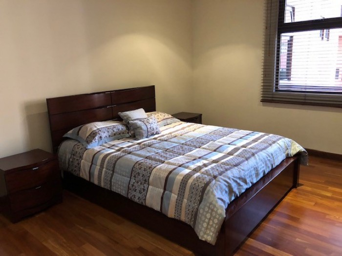 Apartamento amueblado en renta en zona 10 Guatemala - Miniatura 15