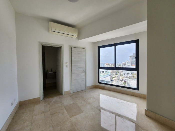 Apartamento 2 Hab con linea blanca en Alquiler en Naco — foto 6