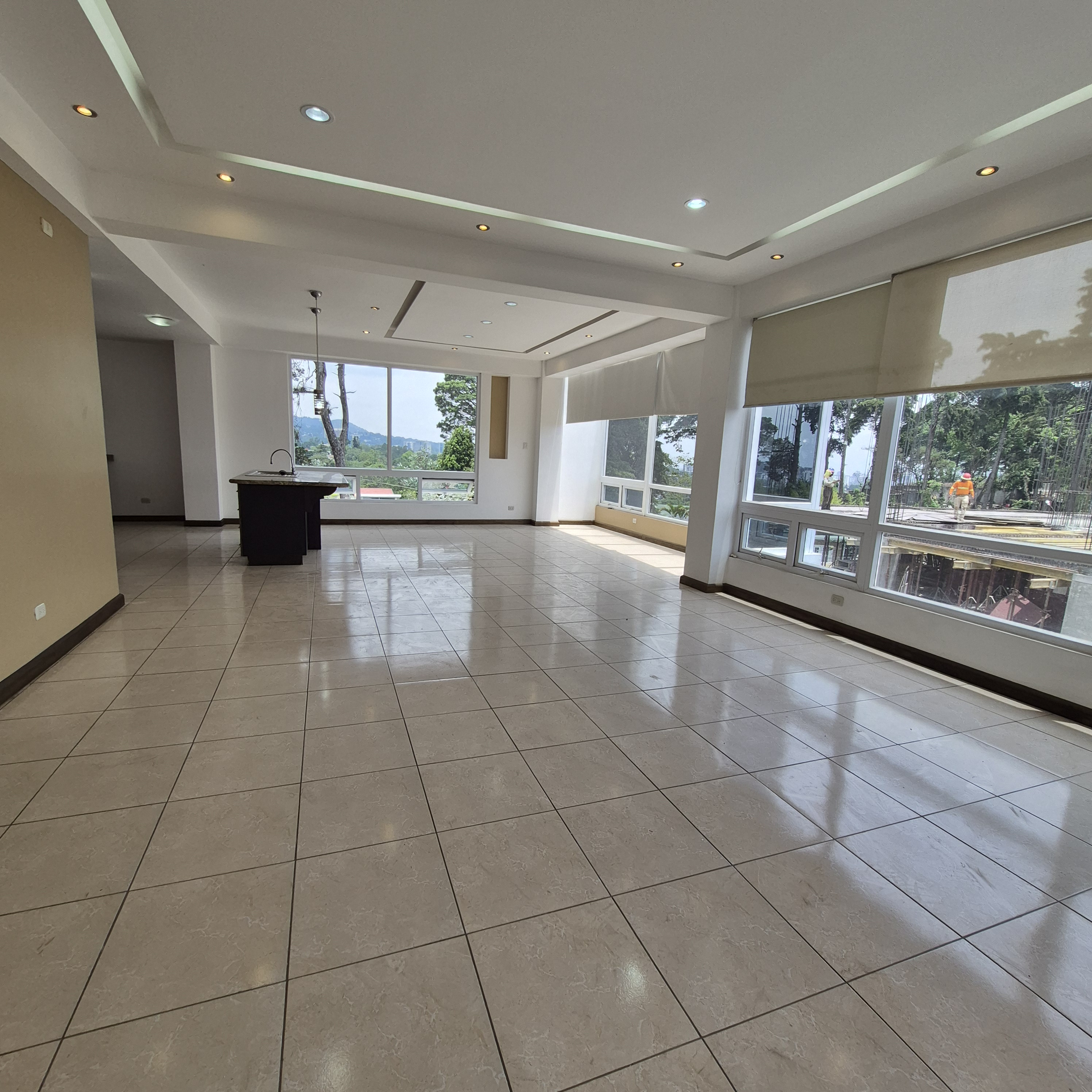 Apartamento en Renta en Kanajuyu 2 Zona 16 - Image 3
