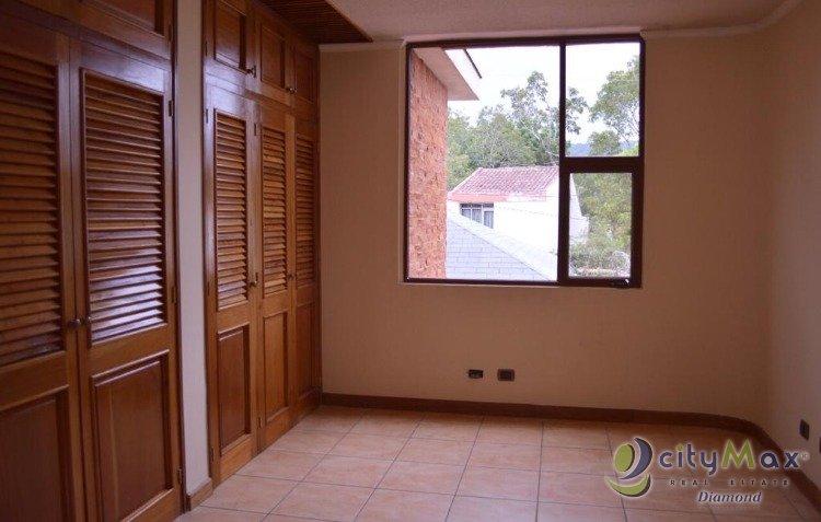 Venta Casa de lujo en Condominio El Prado zona 10 - Miniatura 12