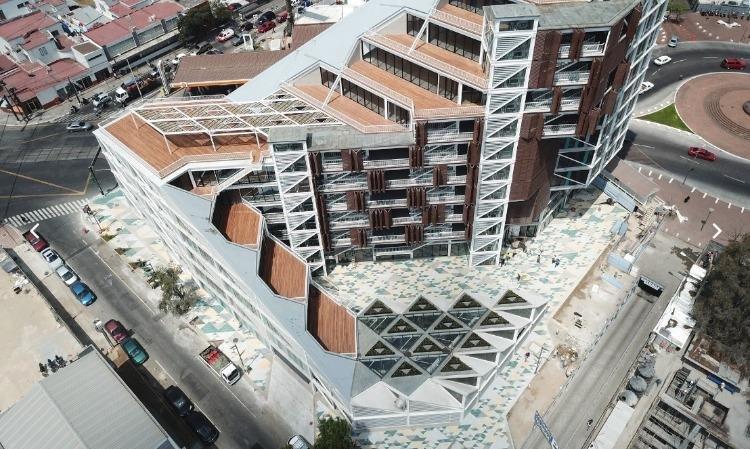 Local nuevo en venta en zona 4 de Guatemala - Miniatura 4