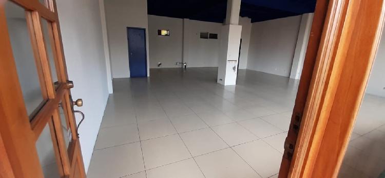 LOCAL COMERCIAL EN RENTA, ZONA 10 — foto 5
