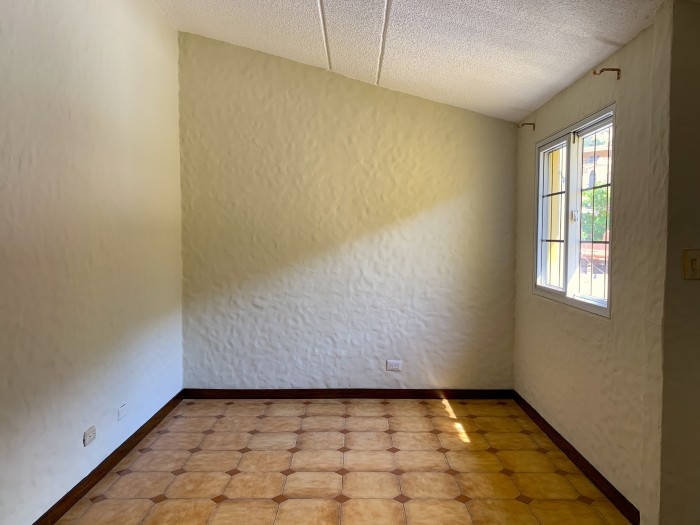 Santa Elena, res. privado, casa en venta. - 6