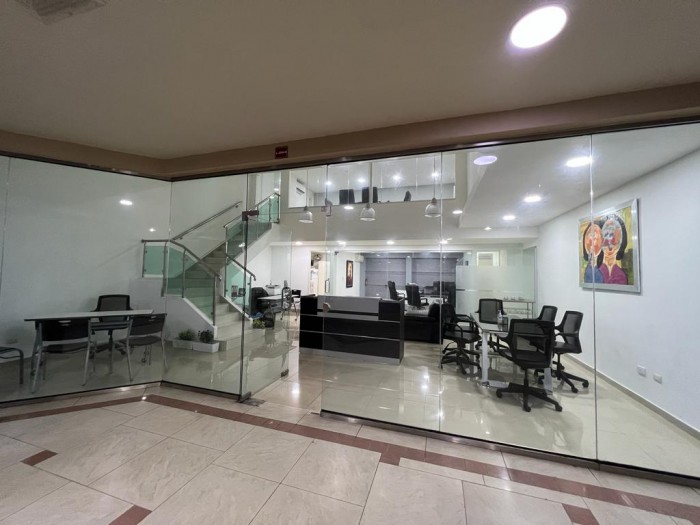 Local en Venta y Alquiler en Malecon Center - 3