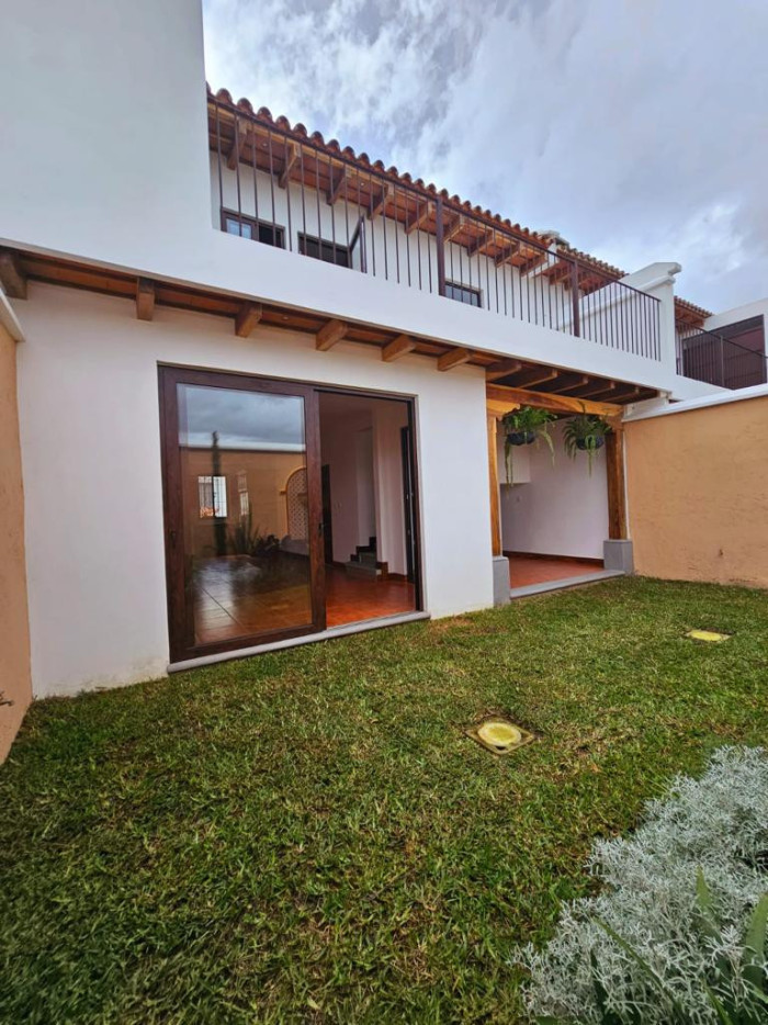 CASA AVENTURA ANTIGUA GUATEMALA - Image 1