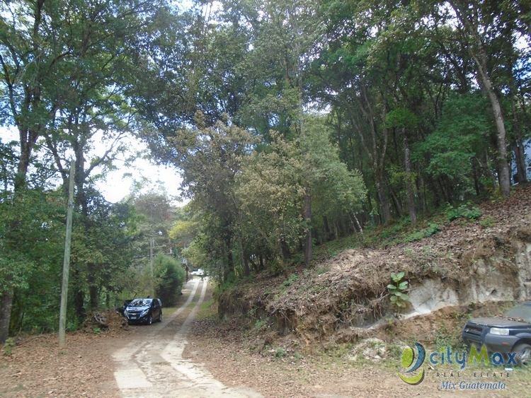 Vendo Terreno Residencial en San Lucas Sacatepequez - Miniatura 2
