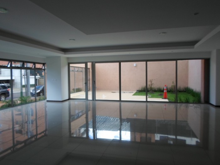 Lindo Apartamento amueblado en zona 14 - Miniatura 9