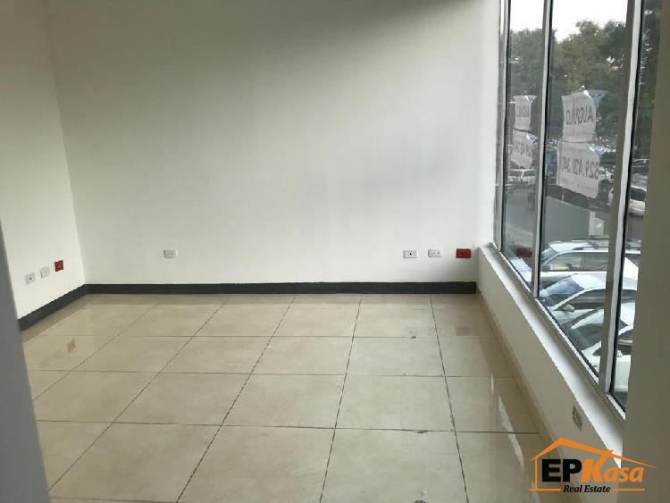 Local Comercial 53mts en Plaza, Los Jardines del Norte — foto 5