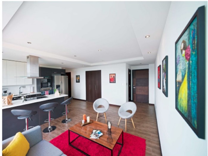 Apartamento amueblado en renta zona 10 - Image 1