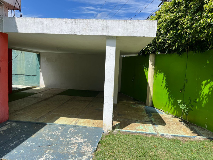 Casa en renta (para uso comerical), en VH I zona 15 - 16