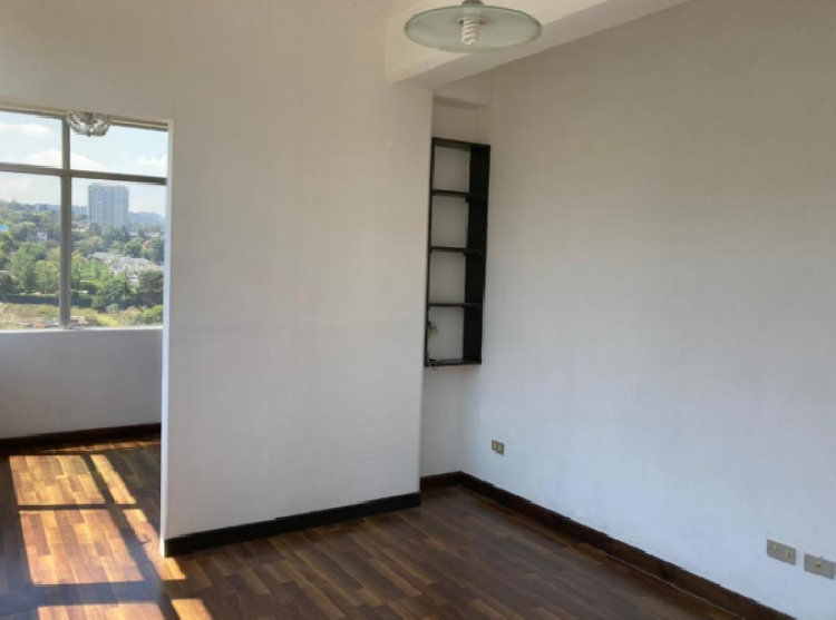 Rento hermoso apartamento en zona 15 — foto 4