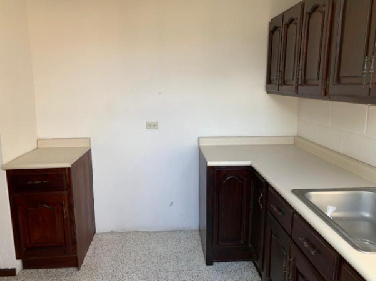 APARTAMENTO EN RENTA EN ZONA 1, DENTRO DE CONDOMINIO — foto 4