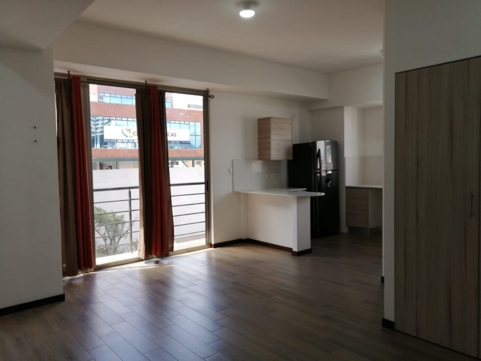 VENTA moderno apartamento en zona 14 de 1 habitación - Miniatura 10