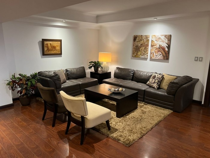 Alquiler Apartamento amueblado y equipado en Zona 14 — foto 2