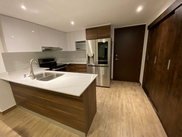 VENDO APARTAMENTO EN ZONA 16