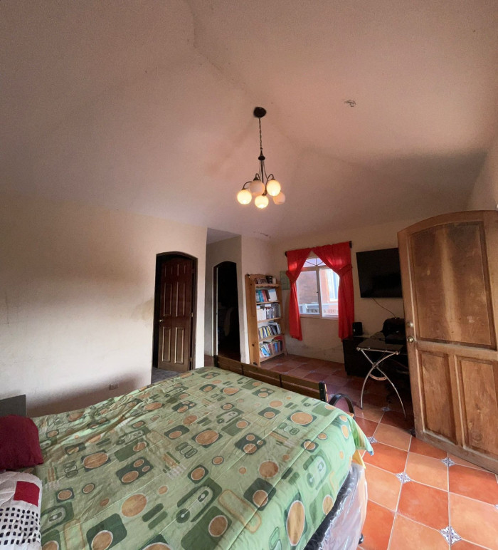 Casa grande en venta en zona 16 Hacienda Real — foto 8