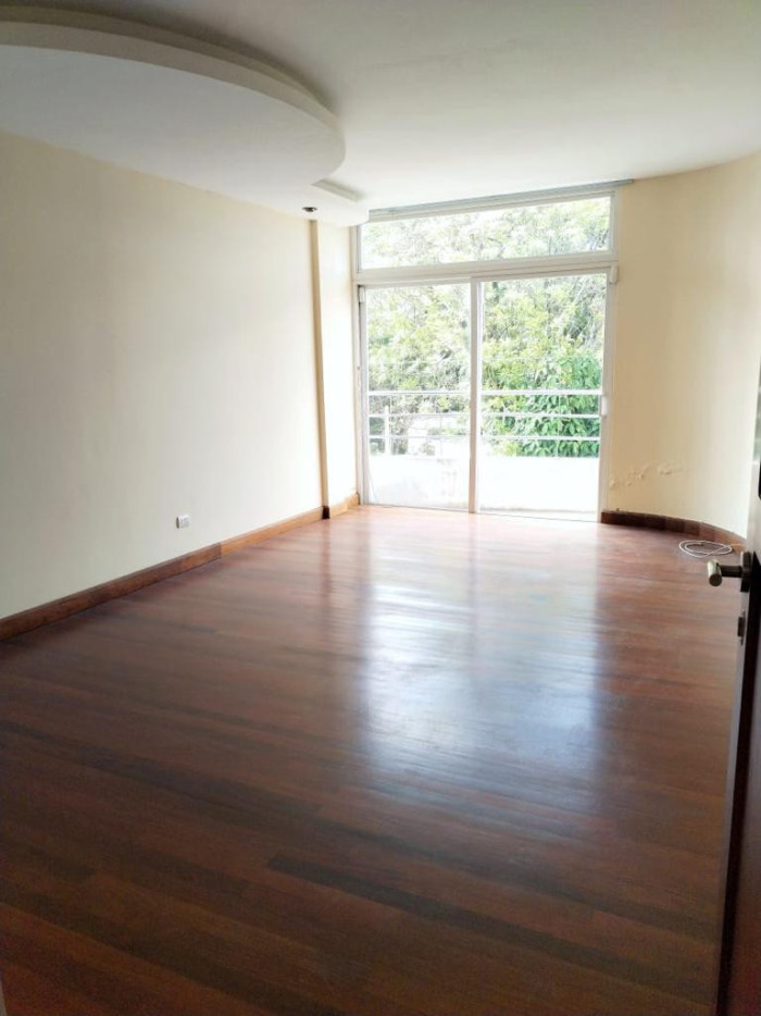 Vendo Casa en Zona 15 — foto 4