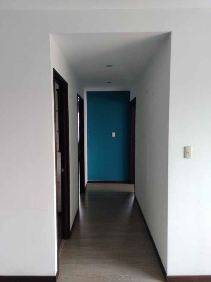VENDO Apartamento en Neo, Zona 10 - Miniatura 6