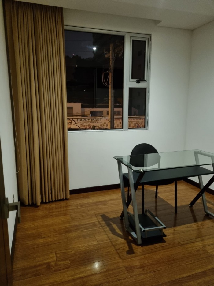Renta Apartamento edificio zona 14 - Image 3