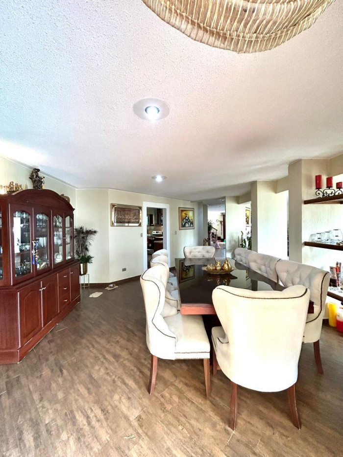 Casa grande en venta en Carretera a El Salvador Terrav — foto 9