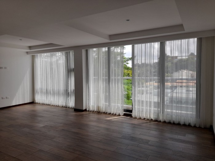 RENTO APARTAMENTO EN EDIFICIO NU, ZONA 15 — foto 3