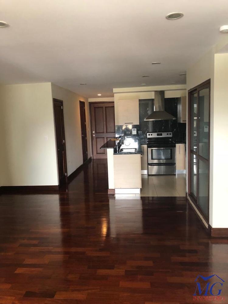 RENTO APARTAMENTO SANTA MARIA, ZONA 10