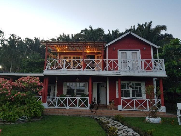 CASA EN VENTA EN BARRIO LA COROZA, EL ESTOR - 15