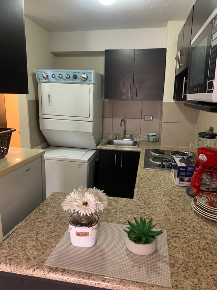 APARTAMENTO #RENTA EN ZONA 13 - Image 2