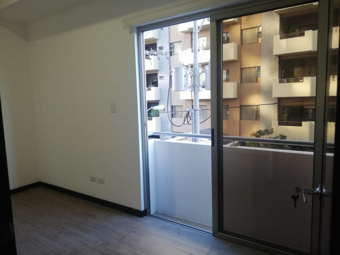 CityMax renta Lindo Apartamento en zona 10 - Miniatura 6