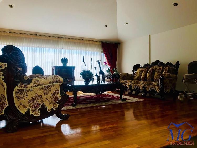CASA EN VENTA EN SAN LÁZARO ZONA 15
