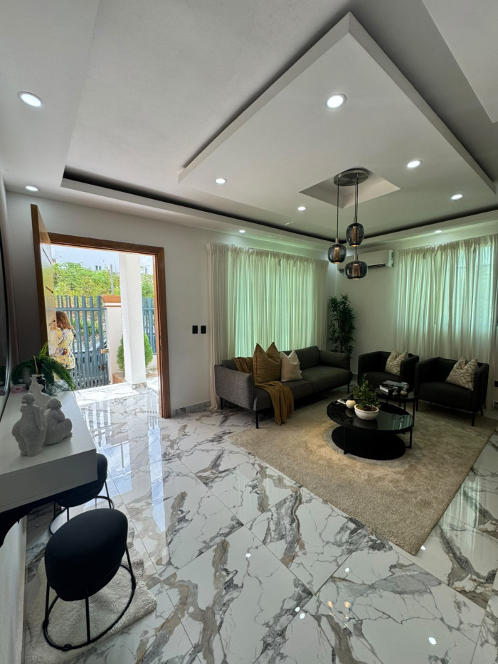 VENTA DE CASA EN SANTIAGO, LOS PRADOS - 4