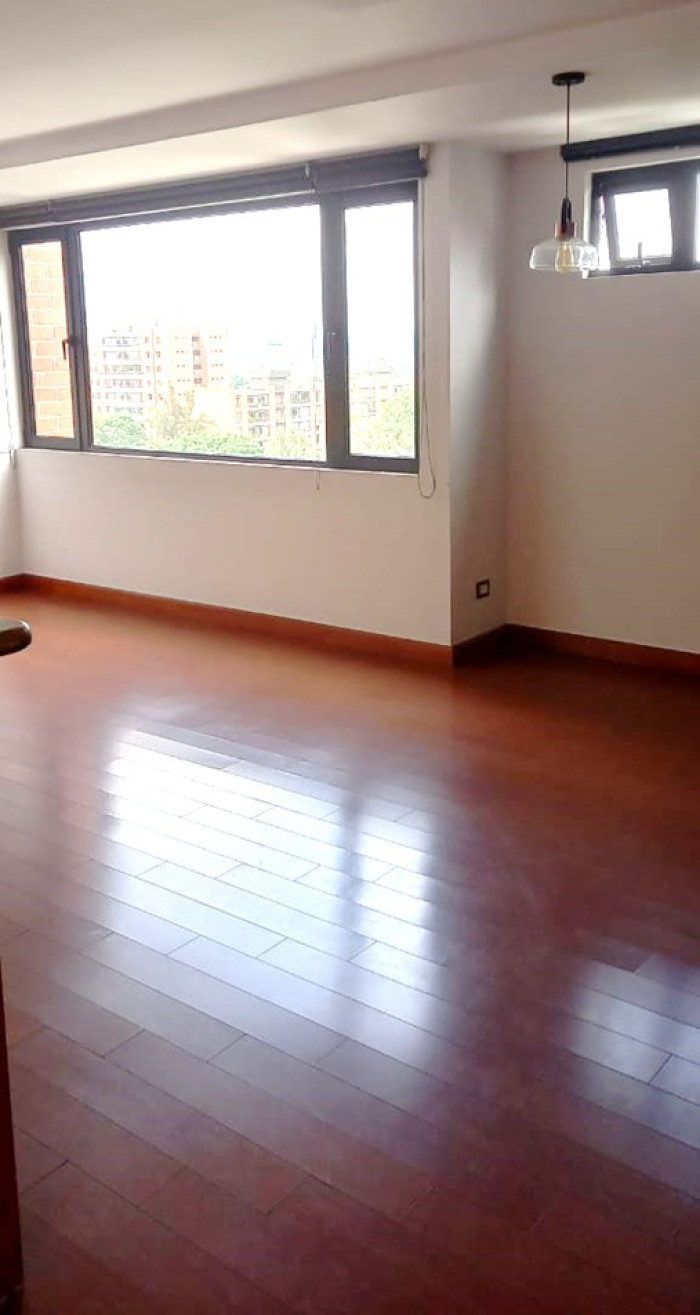 APARTAMENTO EN RENTA ZONA 14 LA CAÑADA - Image 4