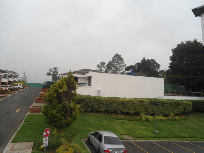 Casa en Venta en Residencial Carretera a El Salvador - Miniatura 2