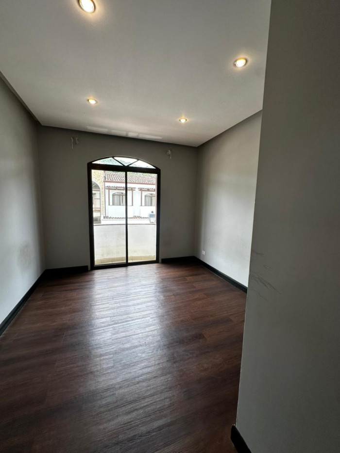 Hermosa Casa en Venta en Pozos de Santa Ana - 3