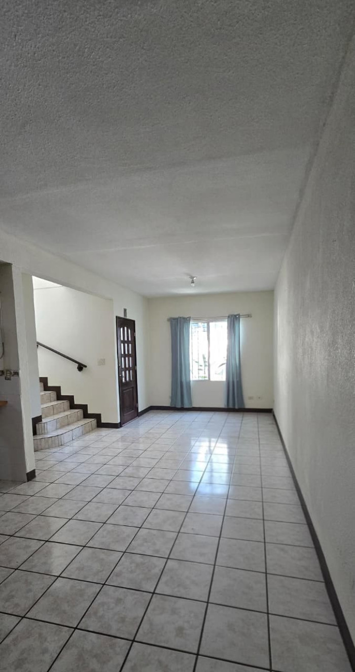 Casa en venta en Residencial zona 2 de Villa Nueva - Image 4