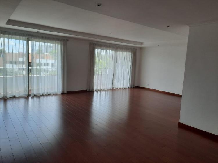 Rento lujoso apartamento en zona 15 — foto 2