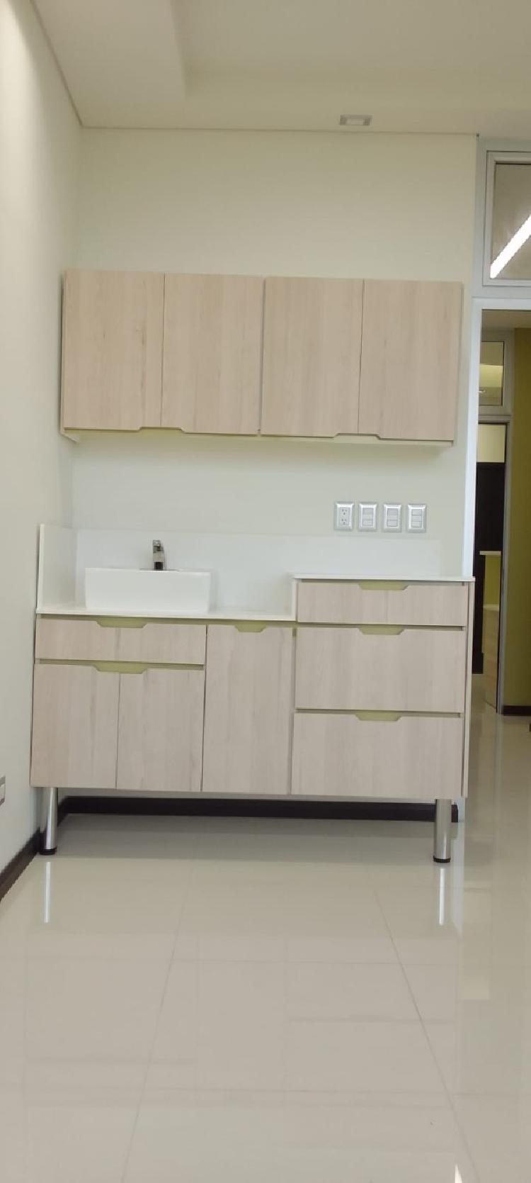 CLINICA EN ALQUILER EN HOSPITAL EL NARANJO — foto 4