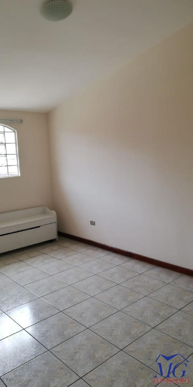 Alquilo Town-House 20 calle zona 10, cerca CC Pradera — foto 4