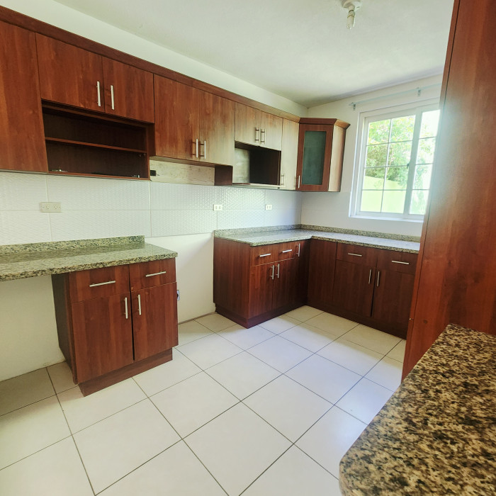 Rento/Vendo Casa en EntreVerdes CAES — foto 7