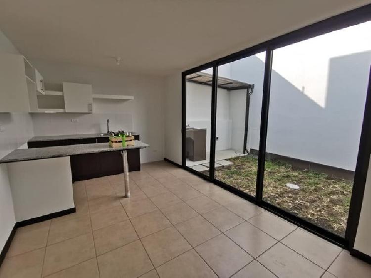 Casa en renta_ Senderos del Comendador_ Ciudad Vieja — foto 6