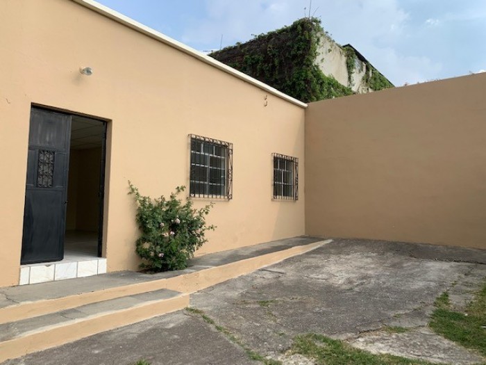 Casa en RENTA en Avenida Elena zona 1 - Miniatura 13