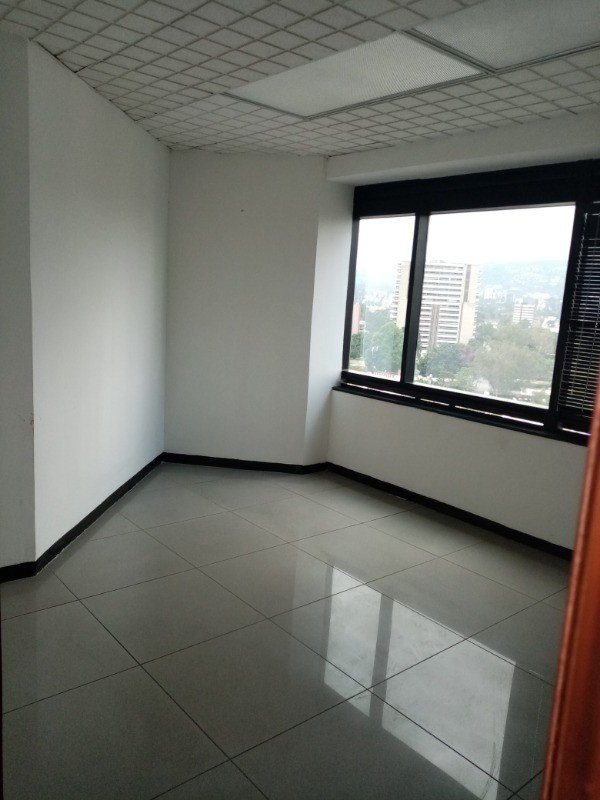 Alquiler de oficina en zona 10 — foto 8