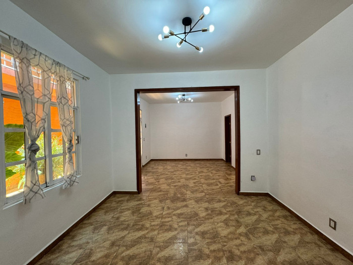 Departamento con pequeño pateo en Roma Norte