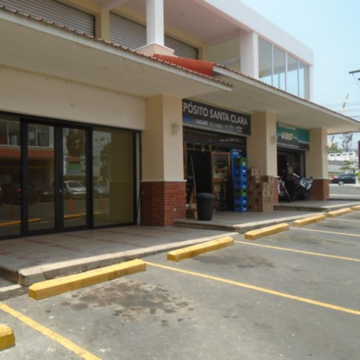 Local en Renta San Cristóbal, Nivel Uno Plaza Comercial - Miniatura 8