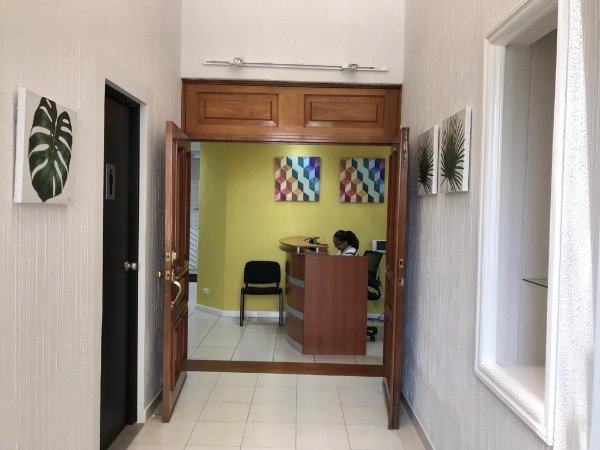 Vendo/Alquilo Casa p/ oficinas, clínicas, etc. zona 11 — foto 4