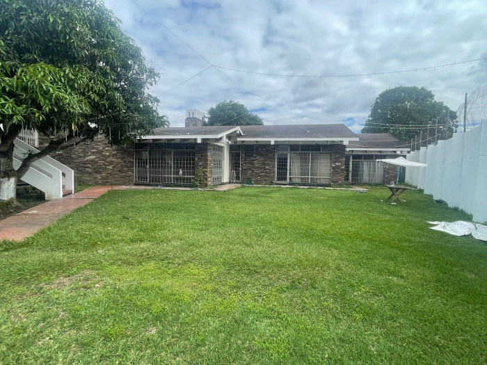 Casa en venta carretera al Mayan Golf Club Villa Nueva - Miniatura 14