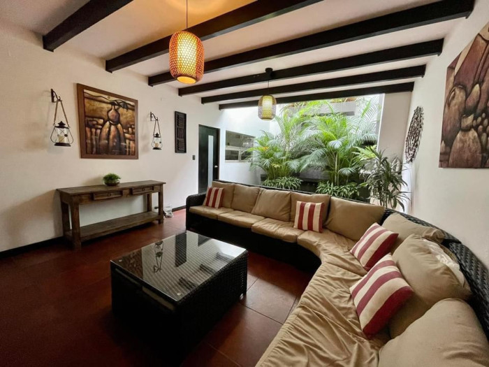 Casa grande en venta zona 16 la montaña - Miniatura 13