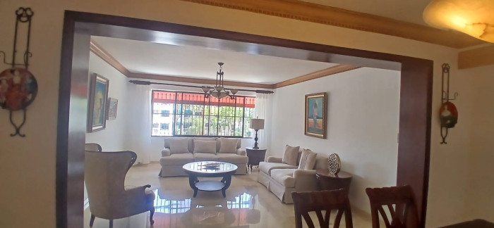 Apartamento Amueblado en Alquiler en Evaristo Morales - 22