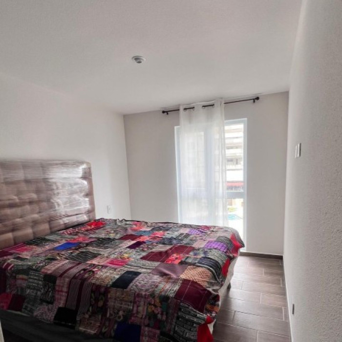 Apartamento Semi-Amueblado en Renta Parque Mateo Zona 7 — foto 10